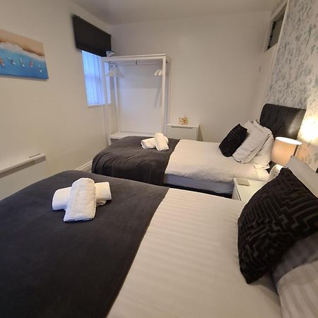Meadowside Holiday Apartments Torquay Buitenkant foto