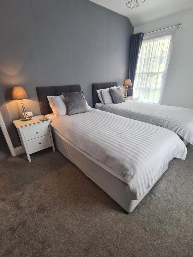 Meadowside Holiday Apartments Torquay Buitenkant foto